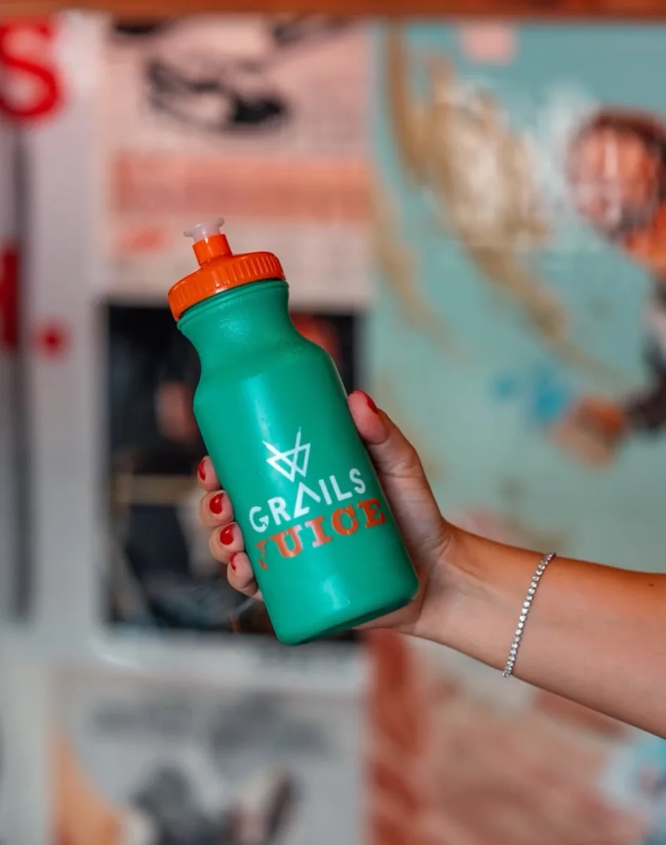 Grails Juice (XL) + Souvenir Bottle